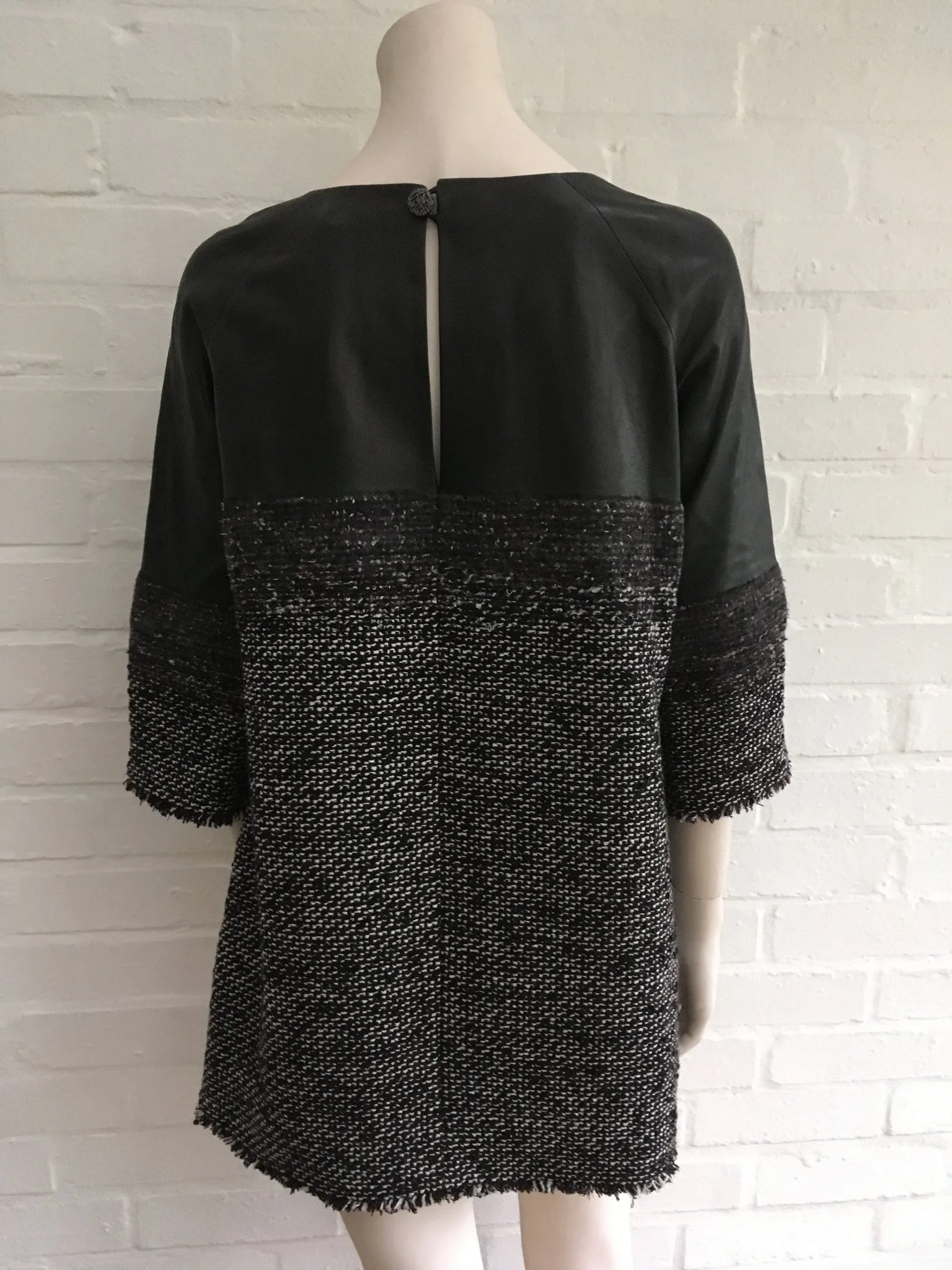 CHANEL AMAZING $7,555.00 LEATHER & FANTASY TWEED DRESS TUNIC SZ F 38 S SMALL ladies