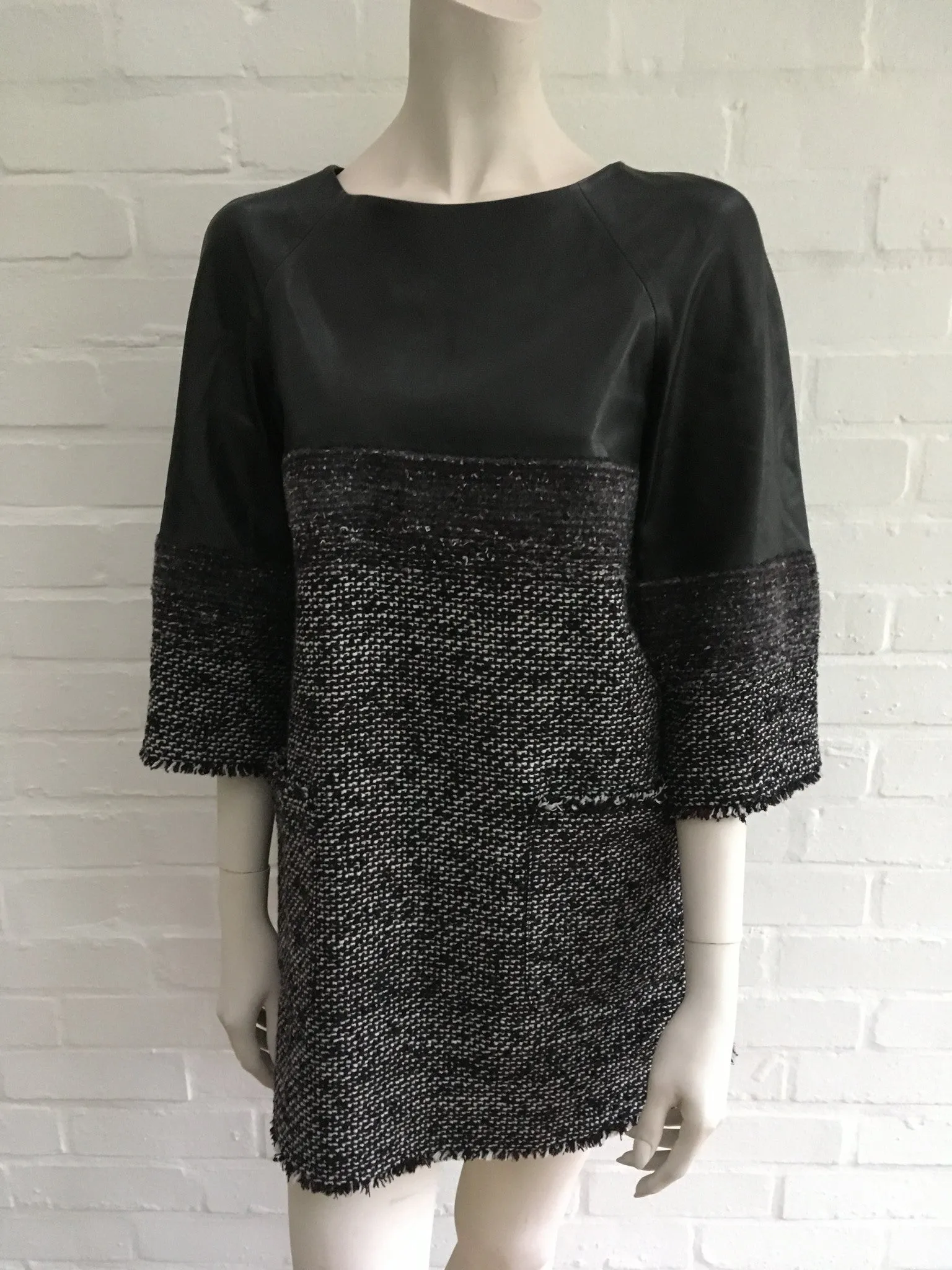 CHANEL AMAZING $7,555.00 LEATHER & FANTASY TWEED DRESS TUNIC SZ F 38 S SMALL ladies