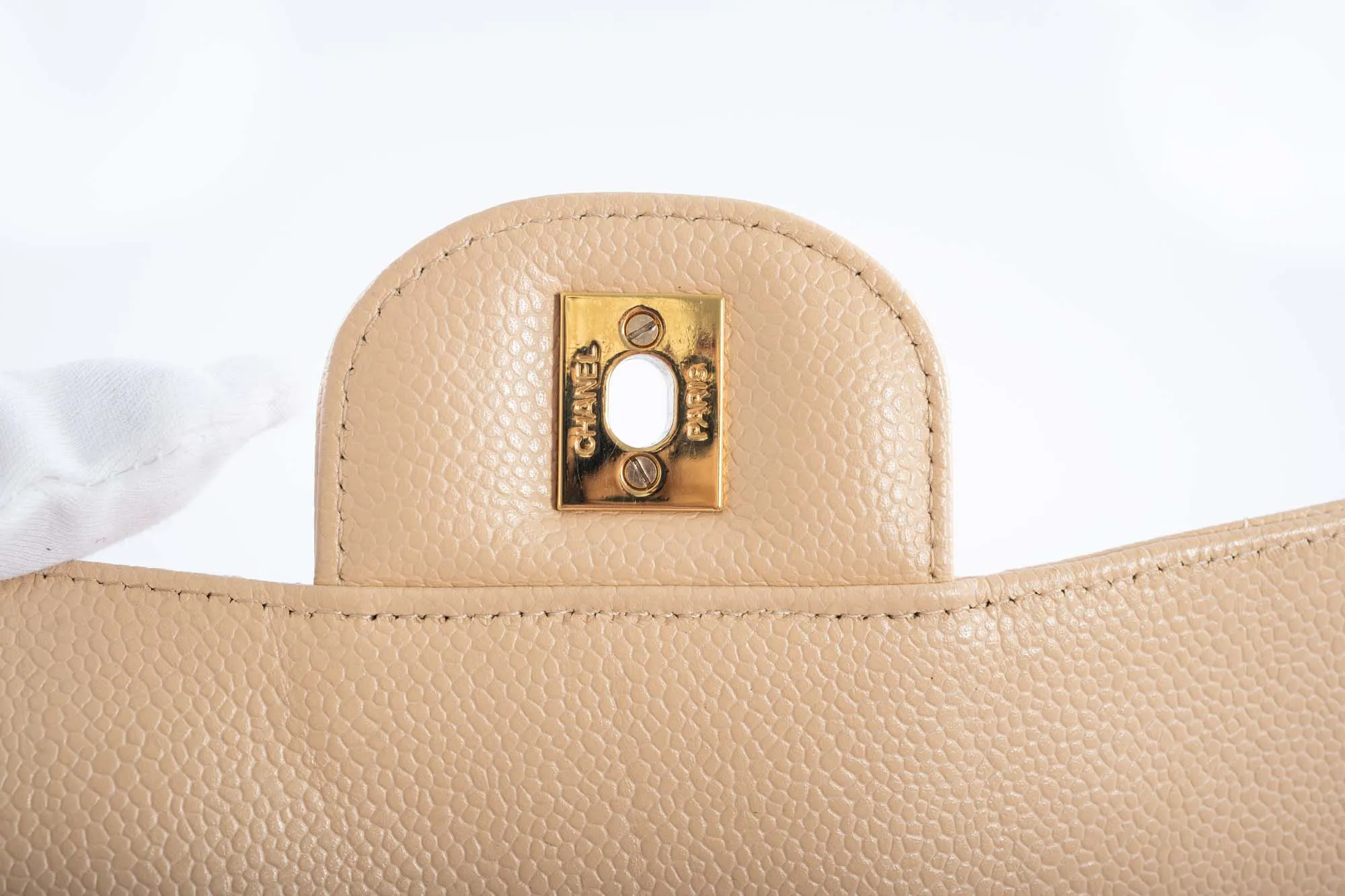 Chanel Classic Jumbo Single Flap Beige Quilted Caviar Gold Hardware