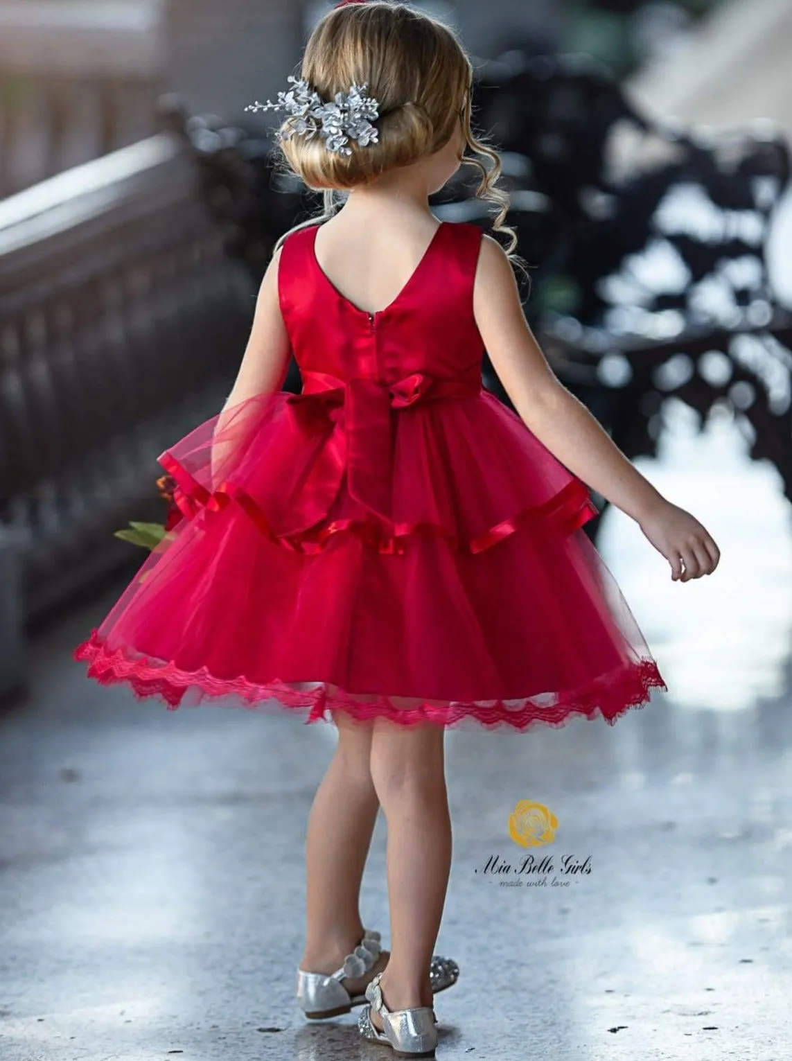 Girls Sleeveless Flower Applique Tiered Ruffle Special Occasion Dress