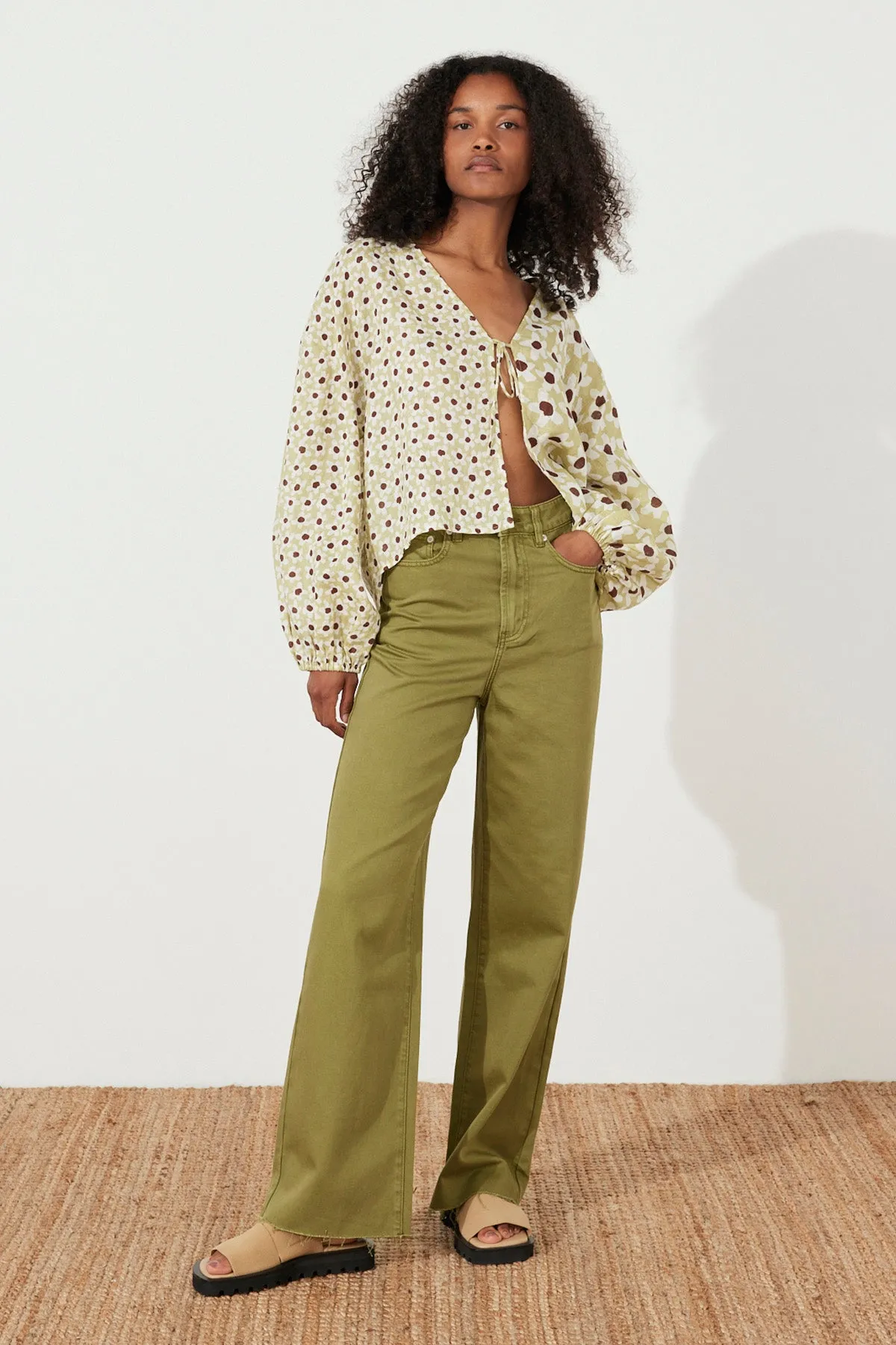 KHAKI RECYCLED COTTON STRAIGHT LEG JEAN