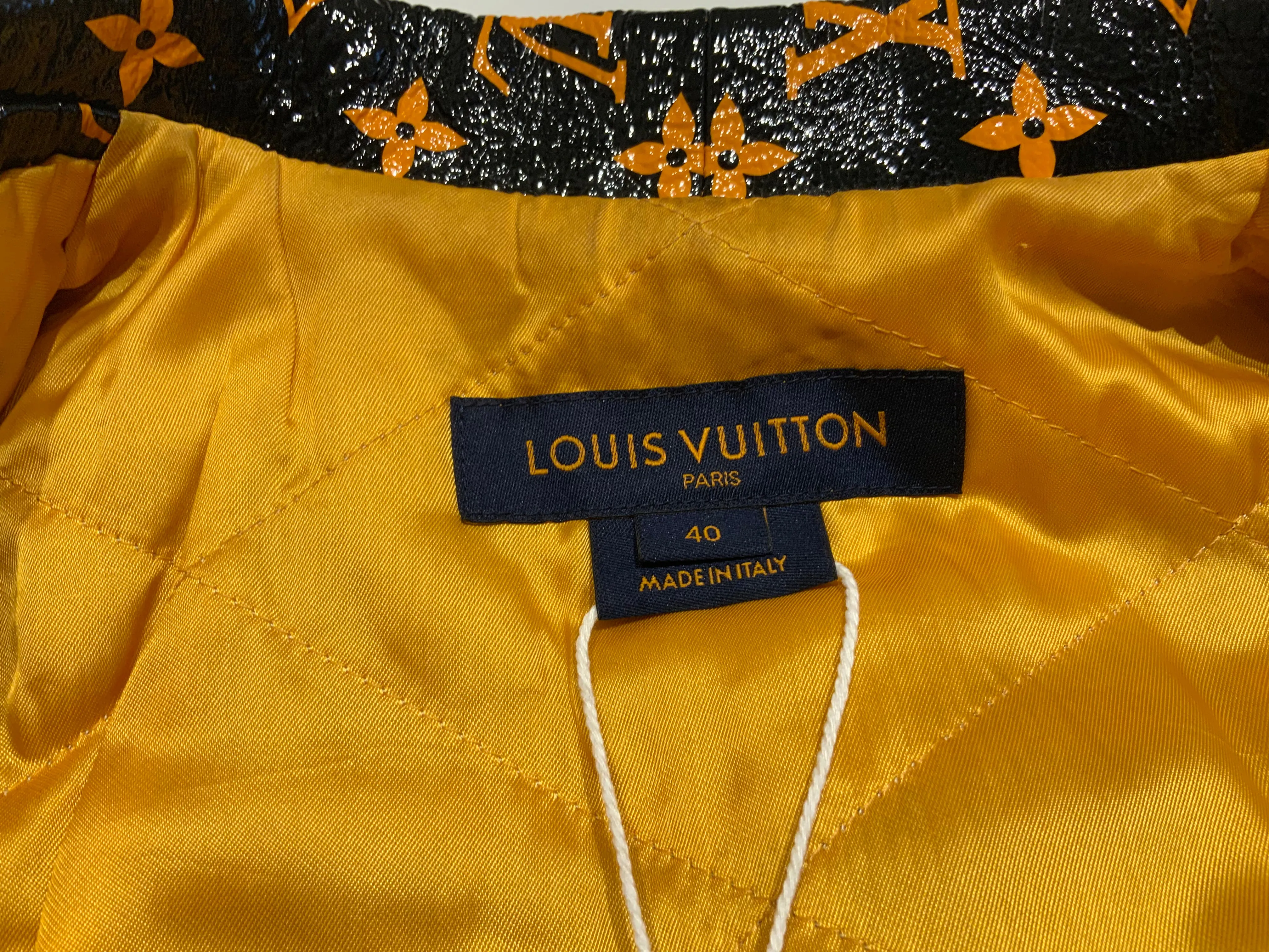 Runaway LOUIS VUITTON 2019 Patent Lamb Leather Biker Jacket Size 40 S small ladies